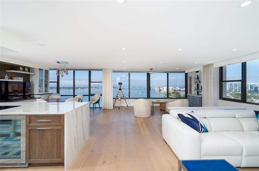 В аренду: $9,000 (2 спален, 2 ванн, 1636 Квадратных фут)