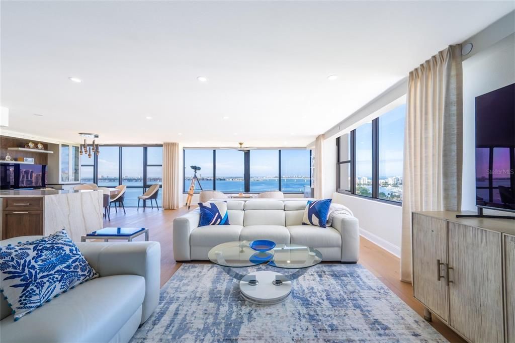 В аренду: $9,000 (2 спален, 2 ванн, 1636 Квадратных фут)