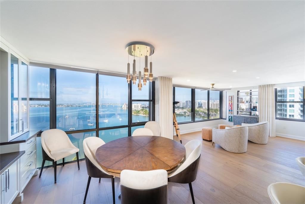 В аренду: $9,000 (2 спален, 2 ванн, 1636 Квадратных фут)