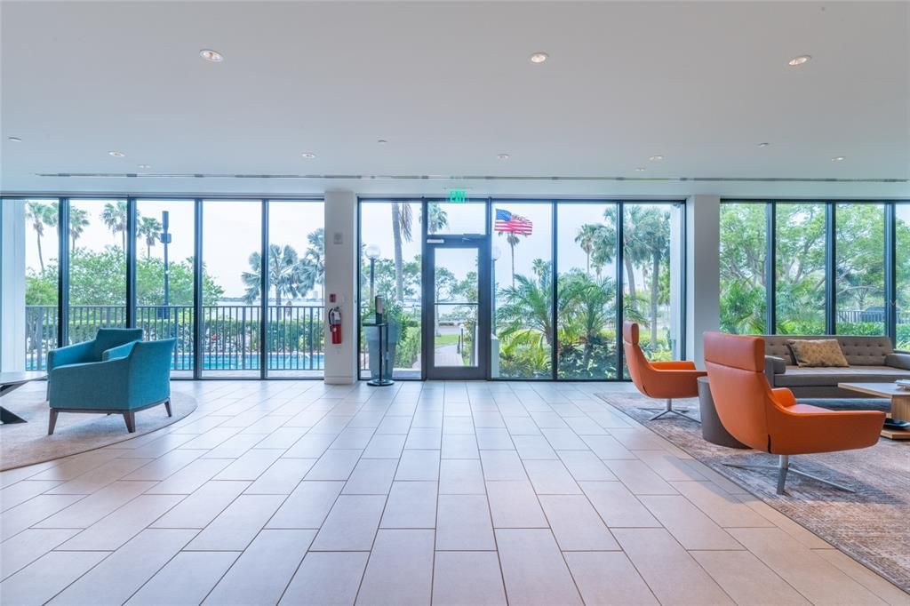 В аренду: $9,000 (2 спален, 2 ванн, 1636 Квадратных фут)