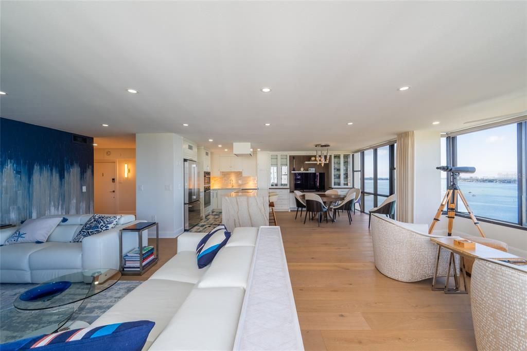 В аренду: $9,000 (2 спален, 2 ванн, 1636 Квадратных фут)