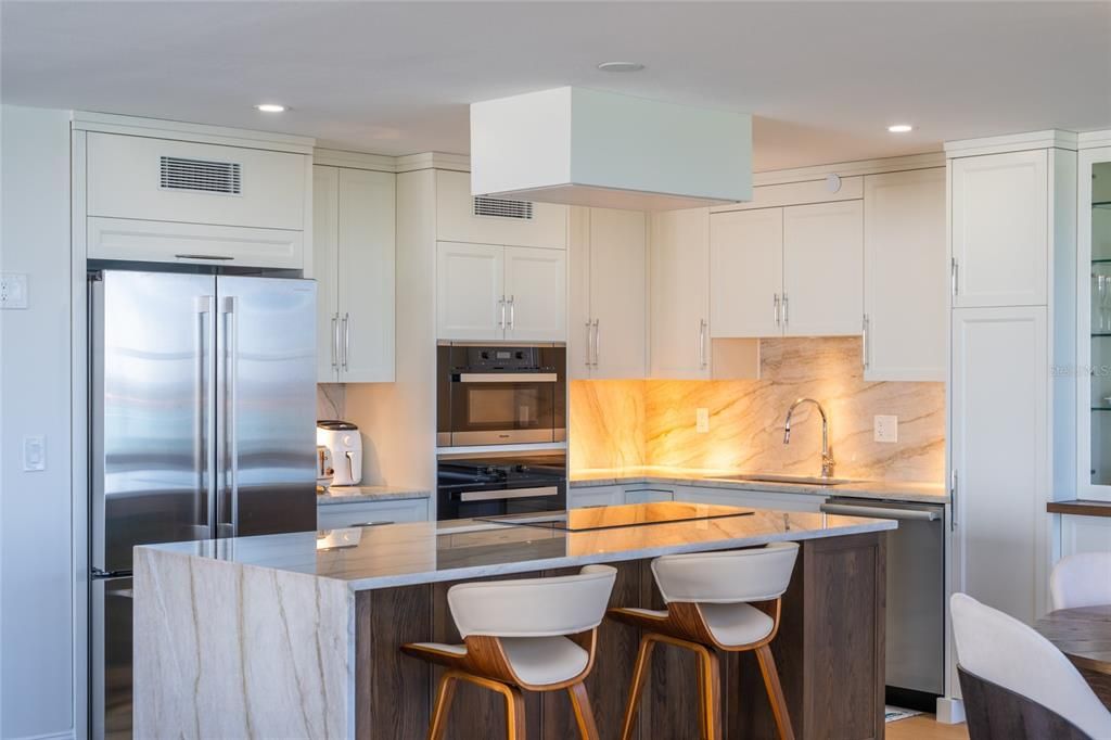 В аренду: $9,000 (2 спален, 2 ванн, 1636 Квадратных фут)