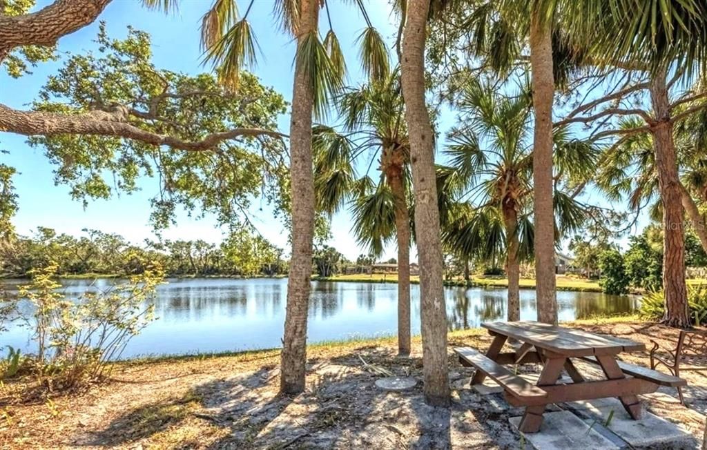 En Venta: $194,900 (2 camas, 2 baños, 1112 Pies cuadrados)