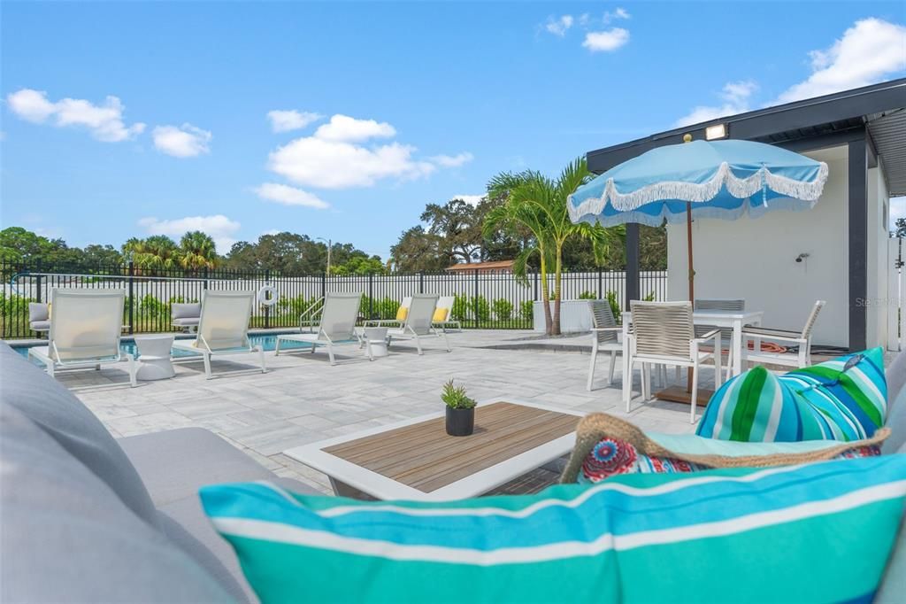 En Venta: $679,000 (2 camas, 2 baños, 2351 Pies cuadrados)