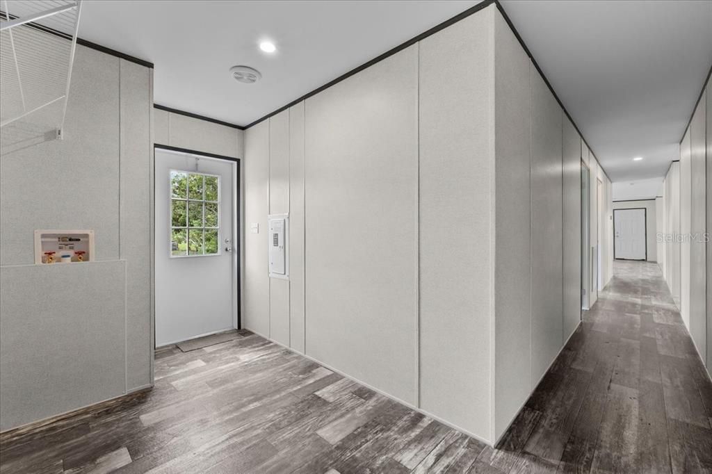На продажу: $179,992 (3 спален, 2 ванн, 1280 Квадратных фут)