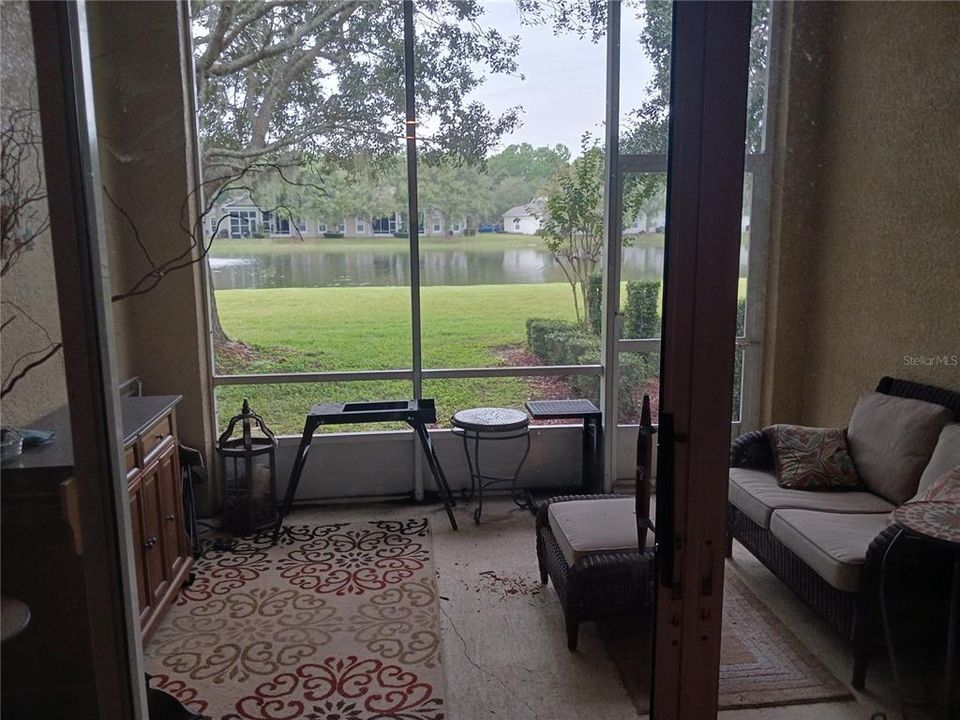 待售: $279,900 (2 贝兹, 2 浴室, 1335 平方英尺)