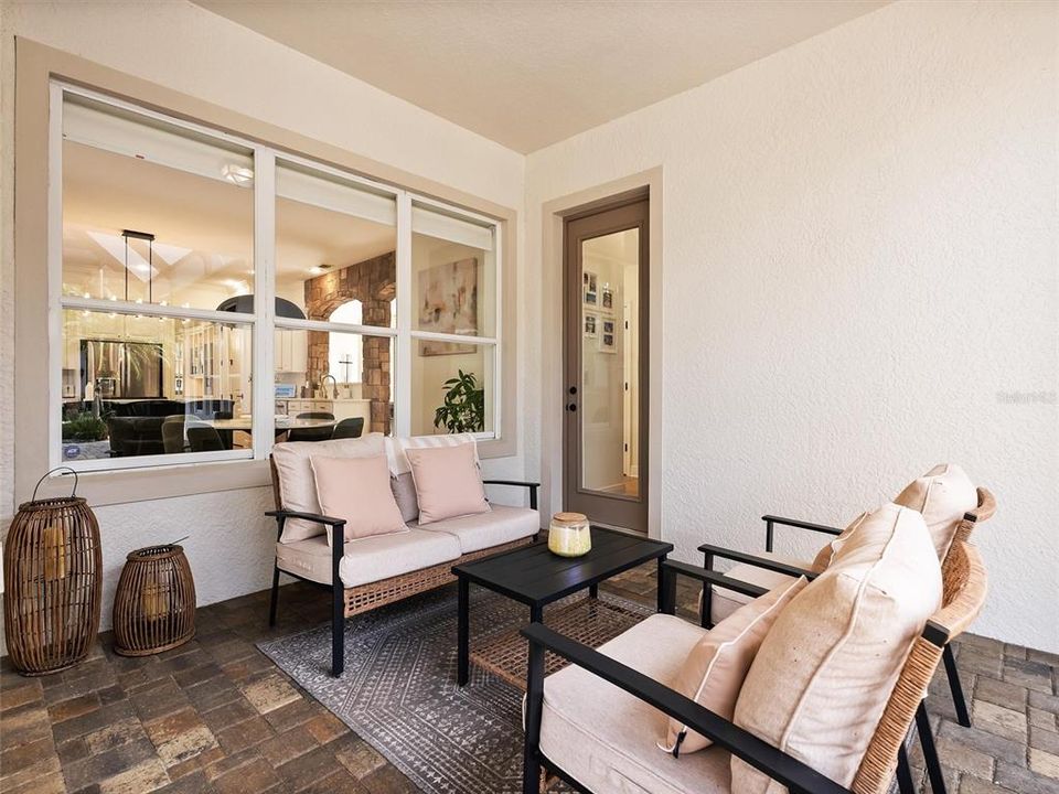 For Sale: $1,850,000 (5 beds, 4 baths, 4794 Square Feet)