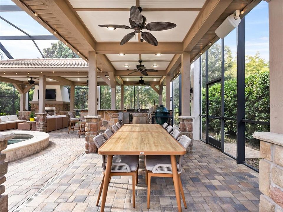 For Sale: $1,850,000 (5 beds, 4 baths, 4794 Square Feet)