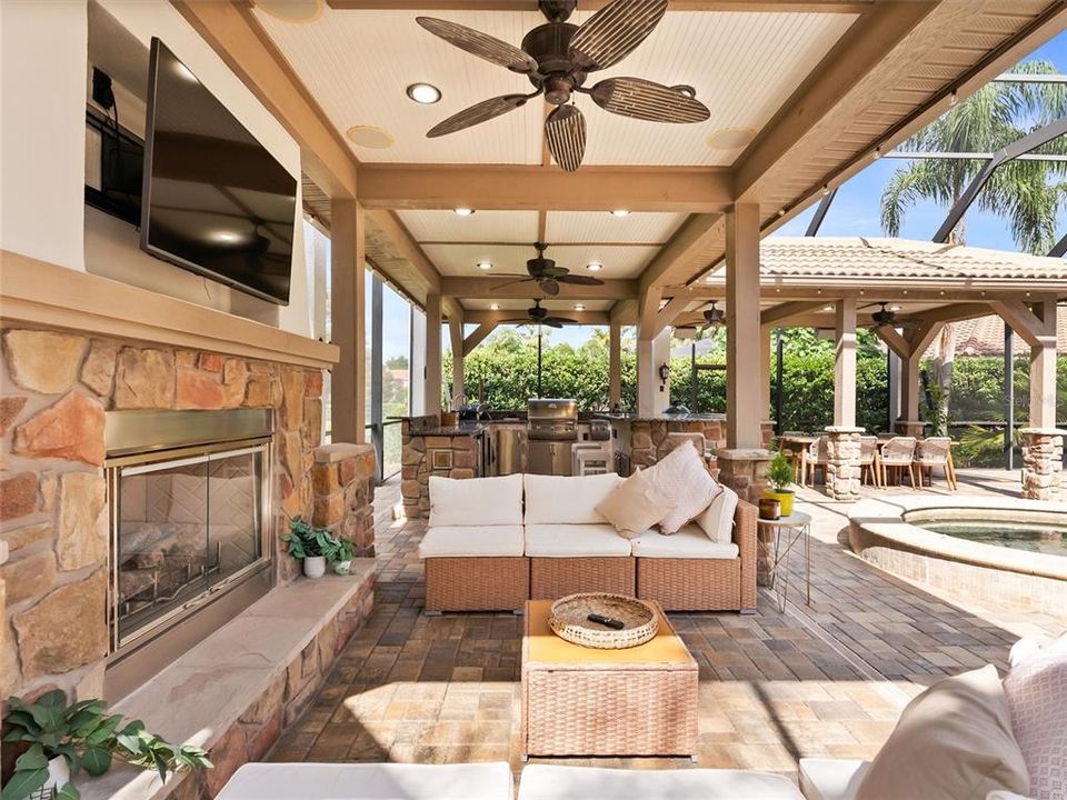 For Sale: $1,850,000 (5 beds, 4 baths, 4794 Square Feet)