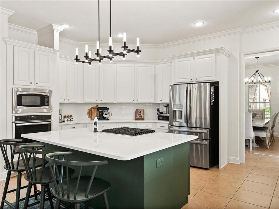 For Sale: $1,850,000 (5 beds, 4 baths, 4794 Square Feet)