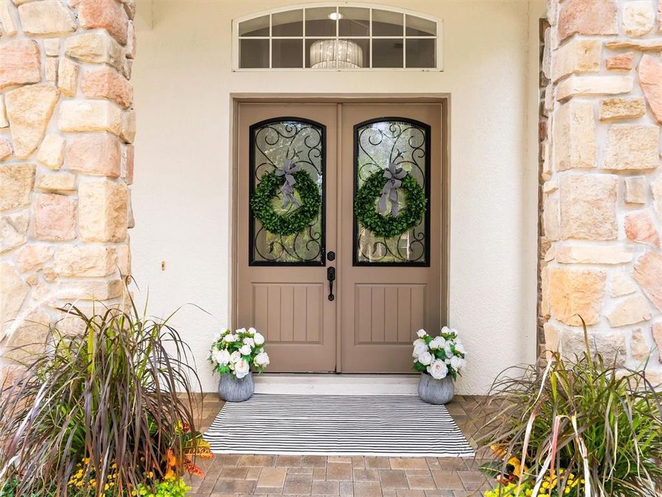 For Sale: $1,850,000 (5 beds, 4 baths, 4794 Square Feet)