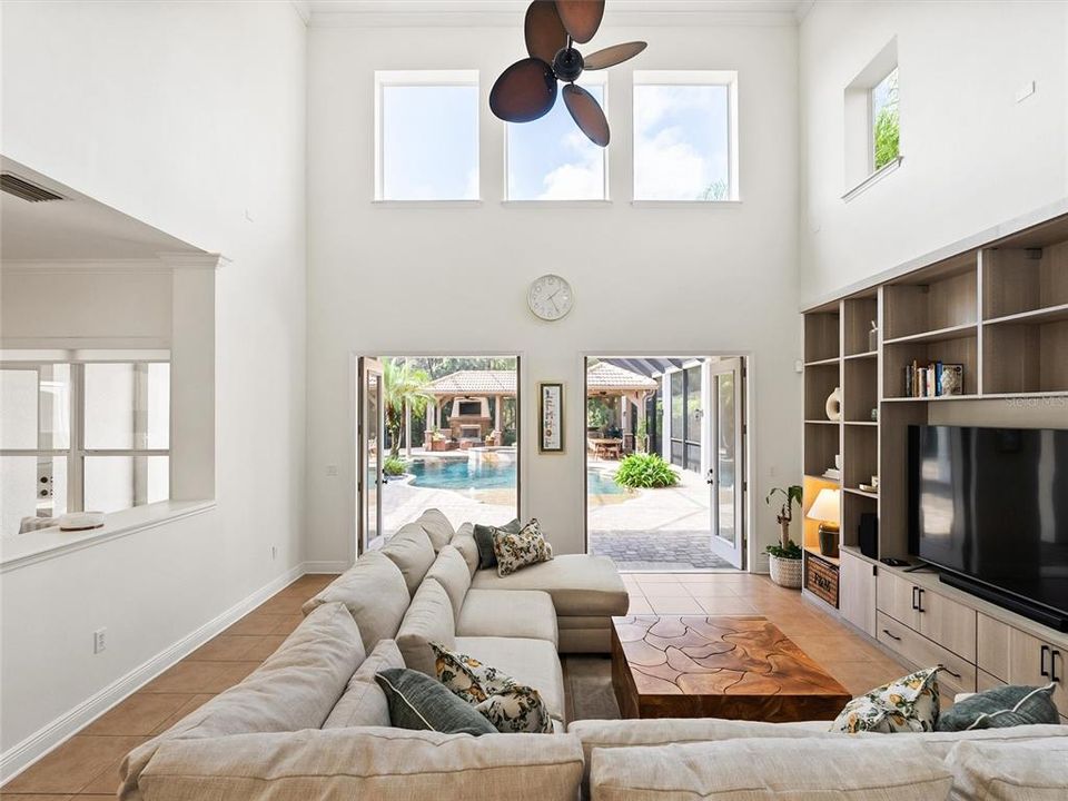 For Sale: $1,850,000 (5 beds, 4 baths, 4794 Square Feet)