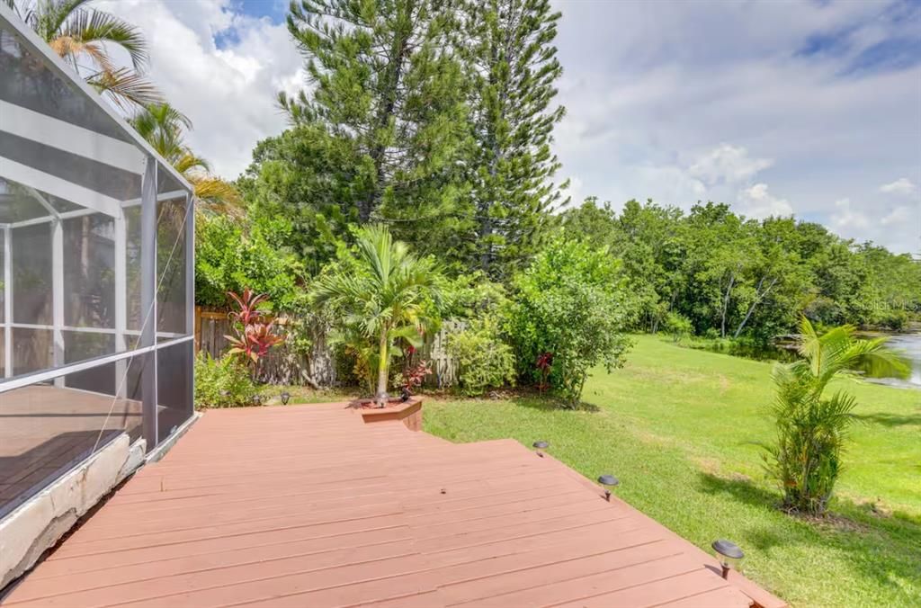 For Sale: $729,000 (5 beds, 3 baths, 2723 Square Feet)