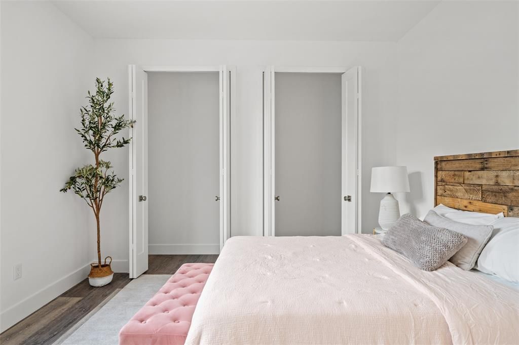 En Venta: $749,000 (3 camas, 2 baños, 2351 Pies cuadrados)