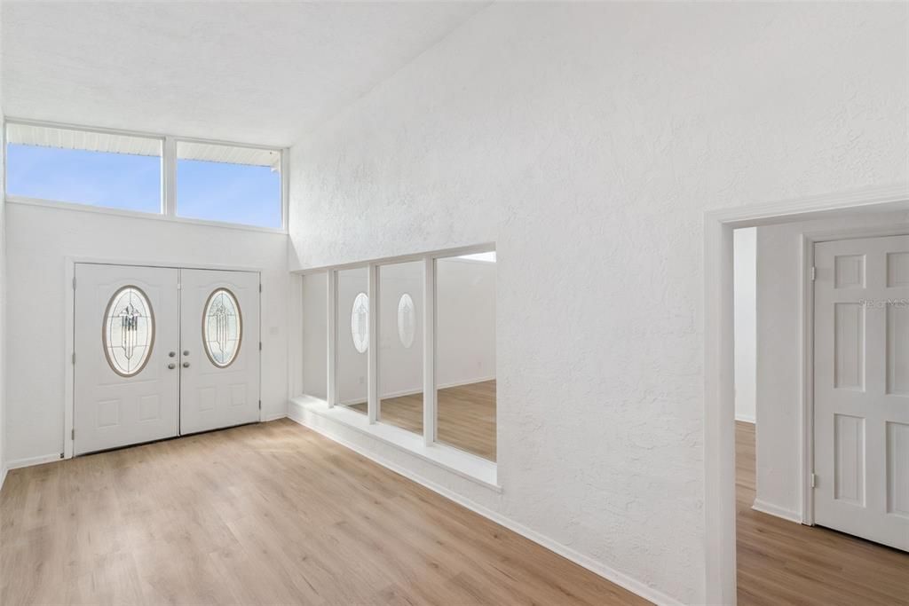 待售: $479,000 (4 贝兹, 2 浴室, 2557 平方英尺)