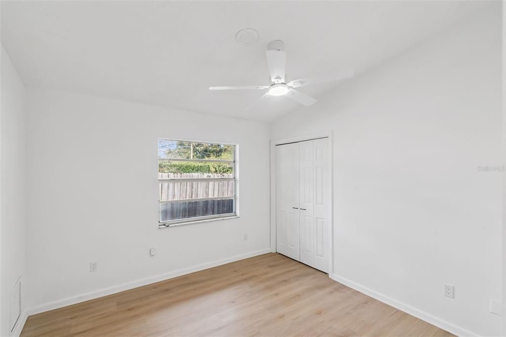 待售: $479,000 (4 贝兹, 2 浴室, 2557 平方英尺)