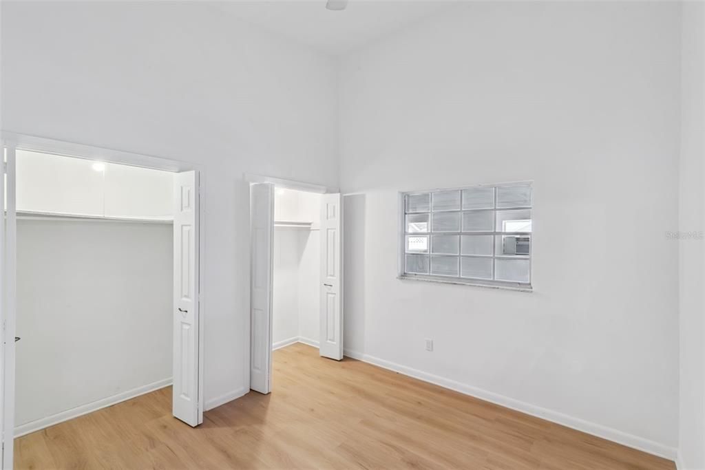 待售: $479,000 (4 贝兹, 2 浴室, 2557 平方英尺)