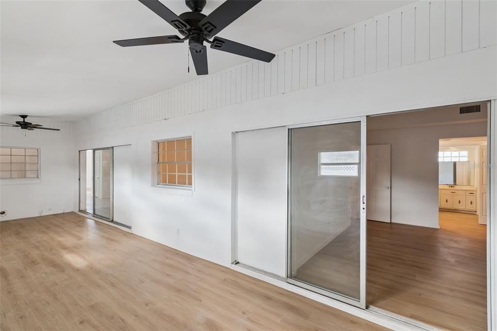 待售: $479,000 (4 贝兹, 2 浴室, 2557 平方英尺)