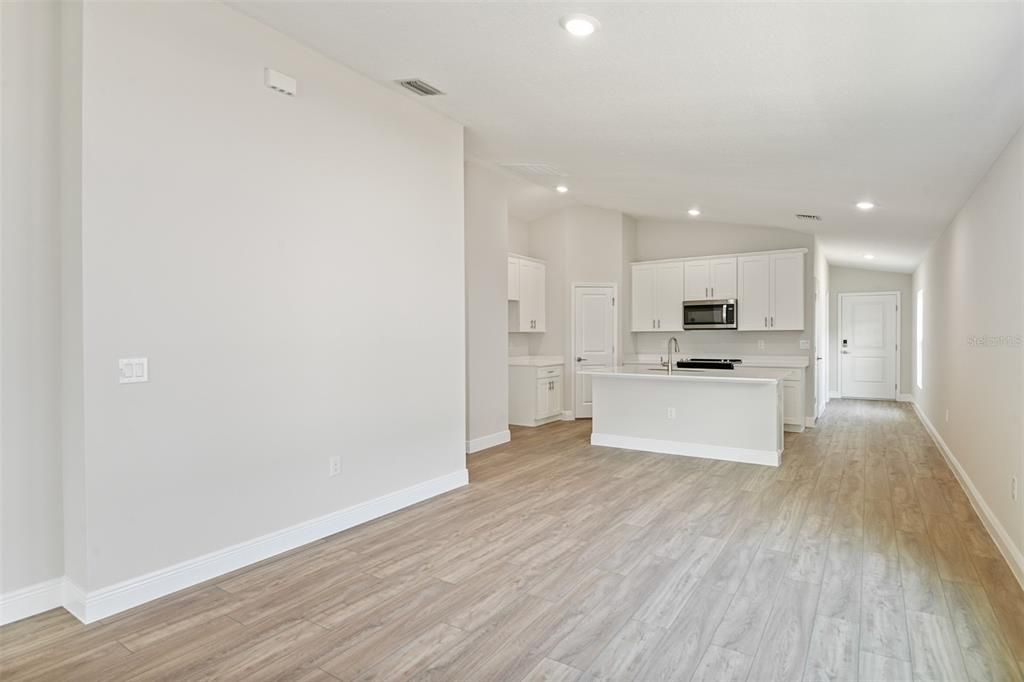 For Sale: $257,990 (3 beds, 2 baths, 1615 Square Feet)