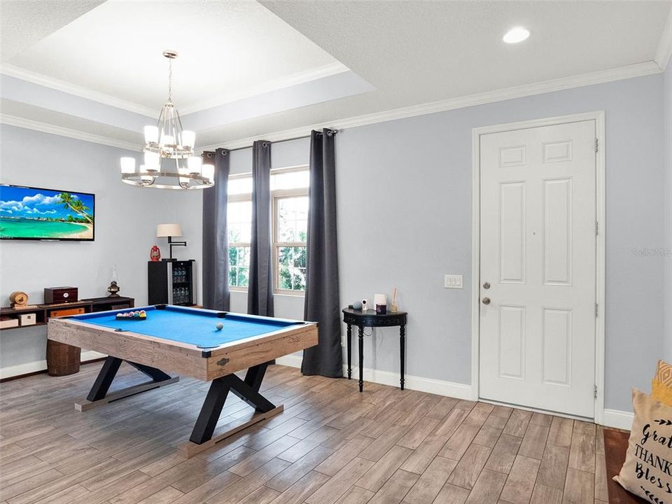 Active With Contract: $550,000 (4 beds, 2 baths, 2560 Square Feet)