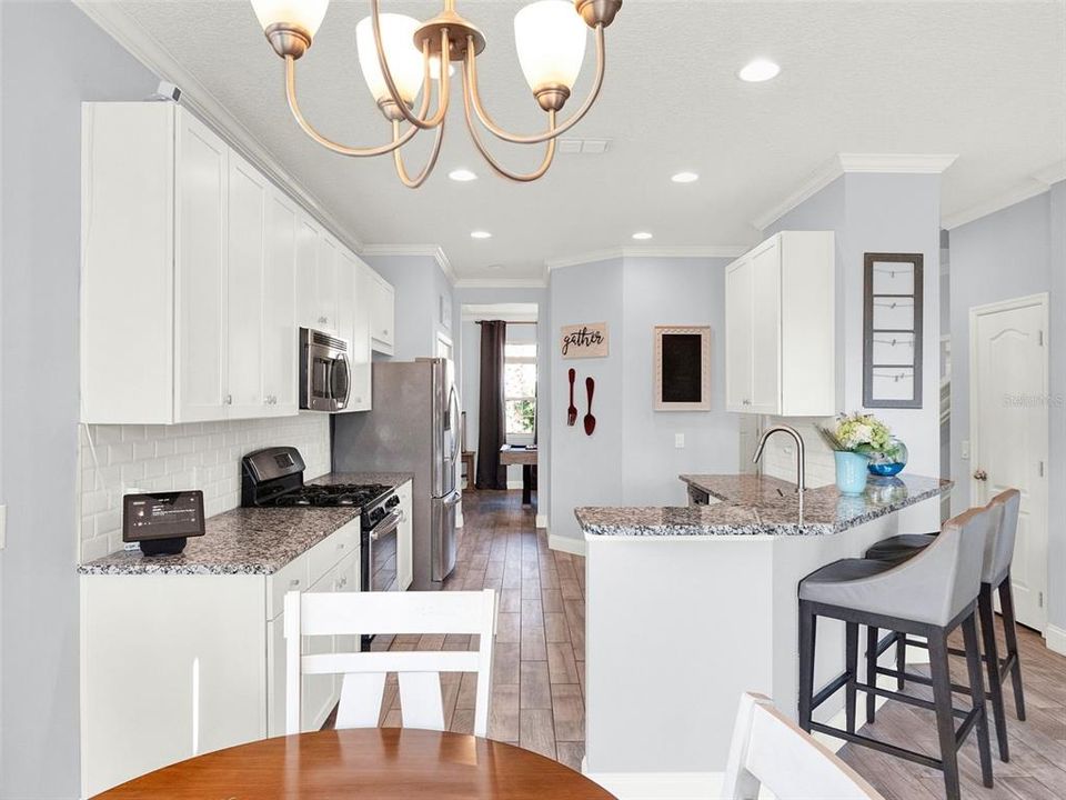 Active With Contract: $550,000 (4 beds, 2 baths, 2560 Square Feet)