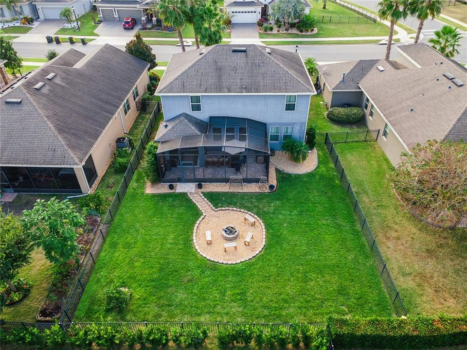 Active With Contract: $550,000 (4 beds, 2 baths, 2560 Square Feet)