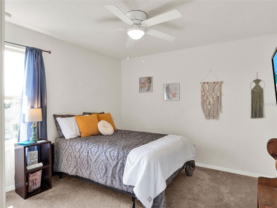 Active With Contract: $550,000 (4 beds, 2 baths, 2560 Square Feet)