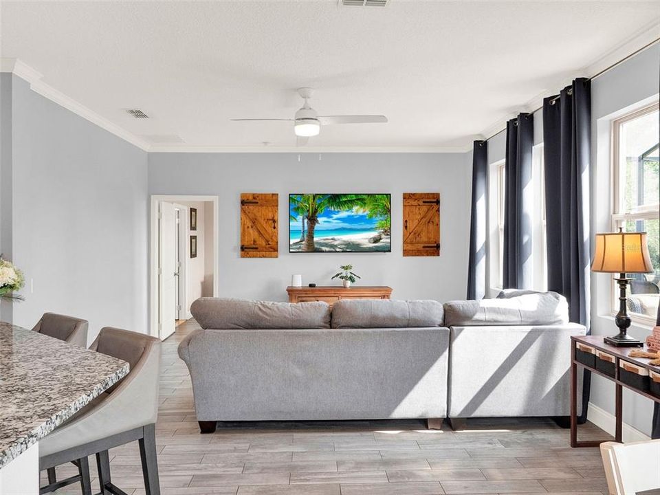 Active With Contract: $550,000 (4 beds, 2 baths, 2560 Square Feet)