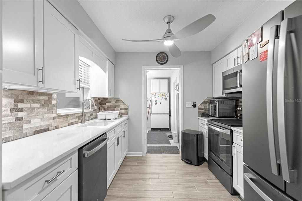 待售: $265,000 (3 贝兹, 1 浴室, 1278 平方英尺)