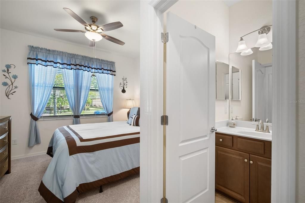 For Sale: $400,000 (4 beds, 3 baths, 2271 Square Feet)