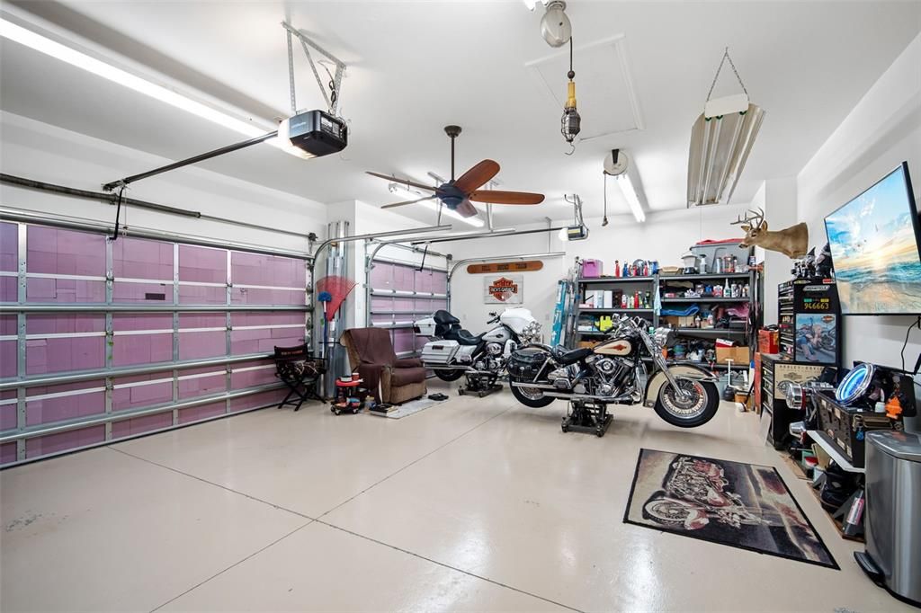 For Sale: $400,000 (4 beds, 3 baths, 2271 Square Feet)