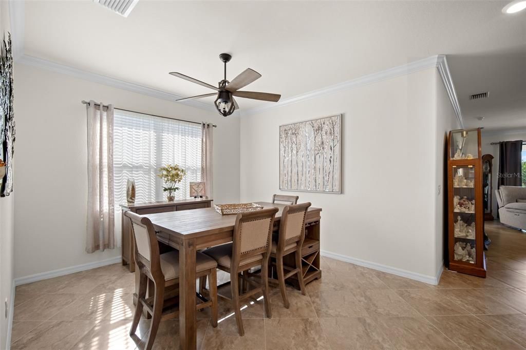 For Sale: $400,000 (4 beds, 3 baths, 2271 Square Feet)