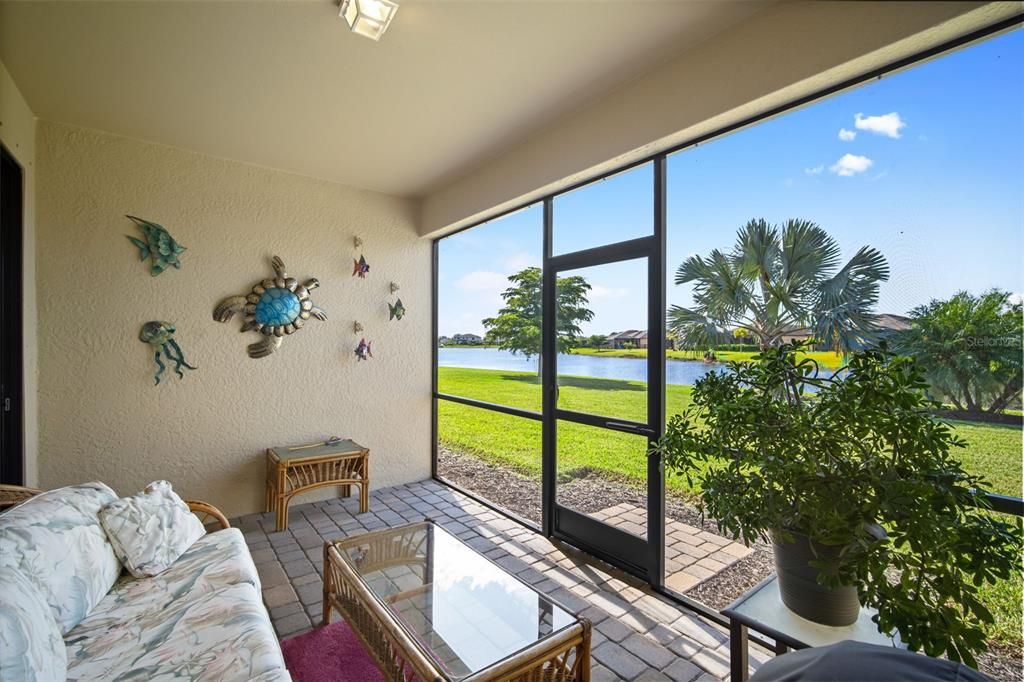 For Sale: $400,000 (4 beds, 3 baths, 2271 Square Feet)