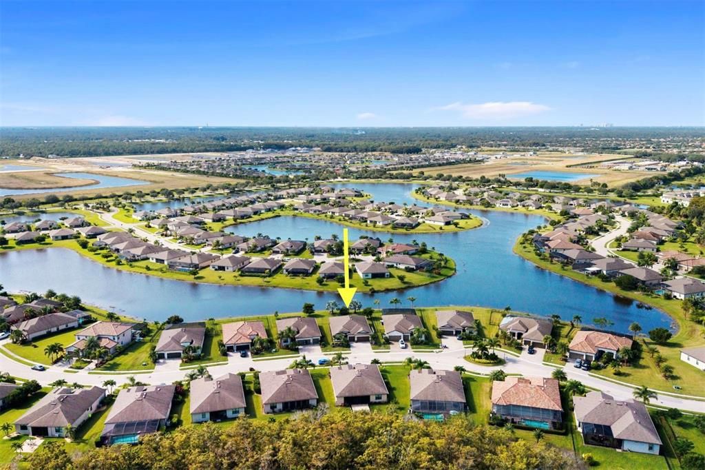 For Sale: $400,000 (4 beds, 3 baths, 2271 Square Feet)