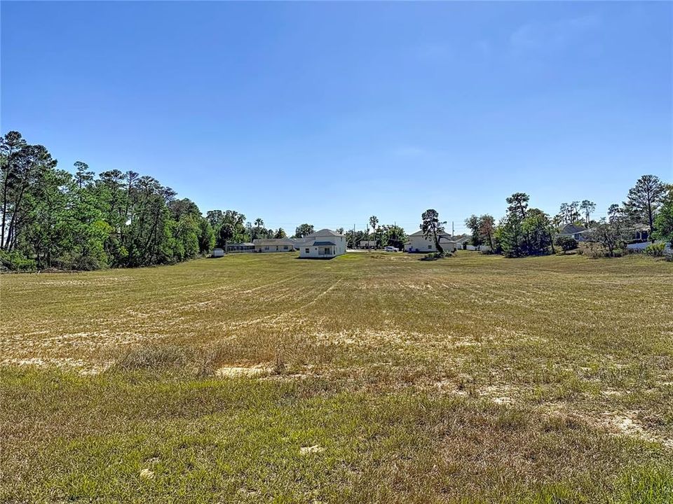 Active With Contract: $205,000 (2 beds, 2 baths, 858 Square Feet)