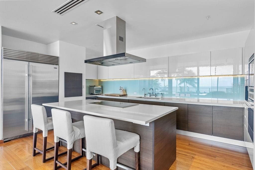 待售: $55,000,000 (4 贝兹, 4 浴室, 11000 平方英尺)