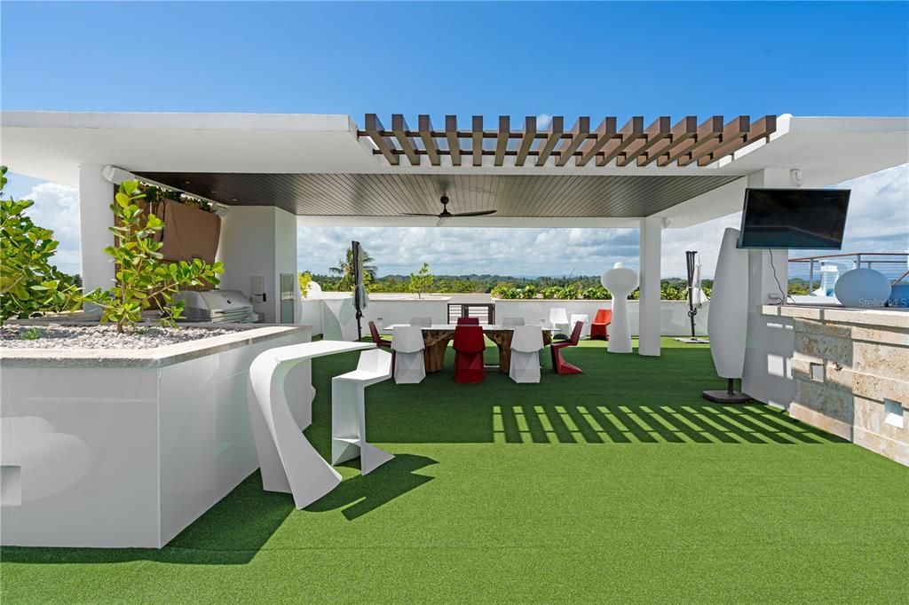 待售: $55,000,000 (4 贝兹, 4 浴室, 11000 平方英尺)