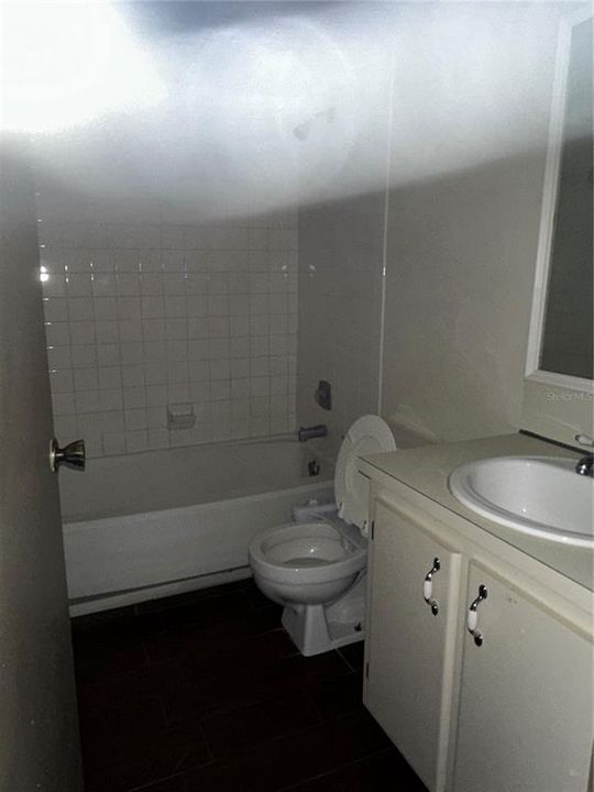 For Rent: $1,600 (2 beds, 2 baths, 953 Square Feet)