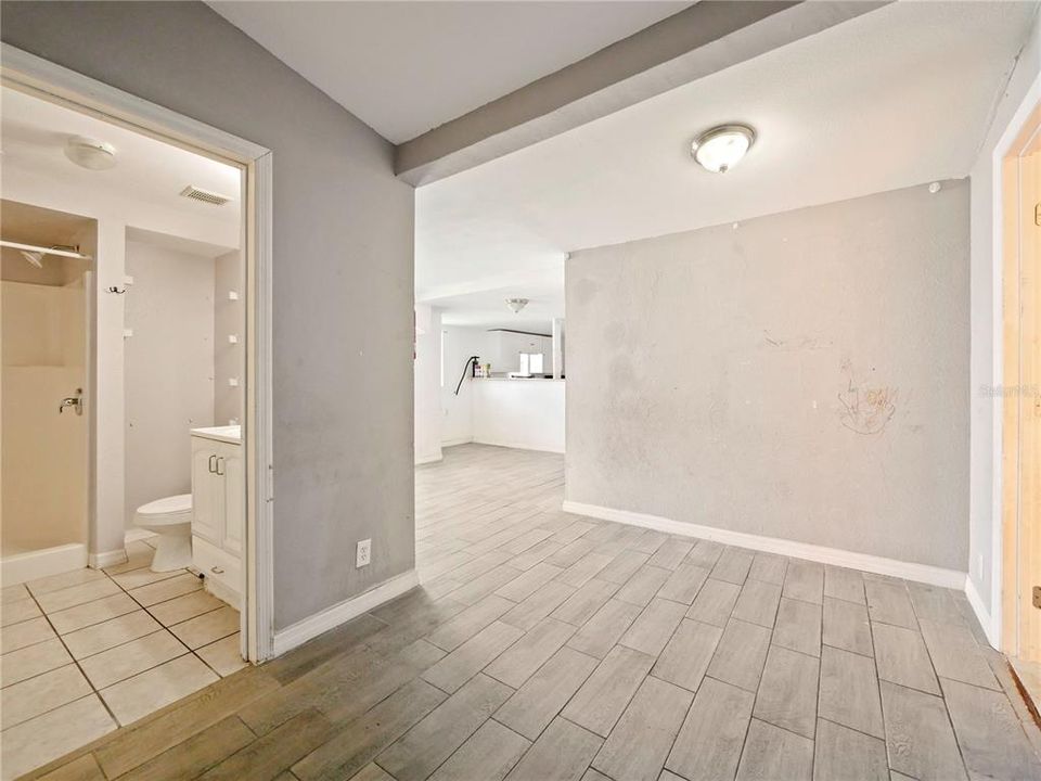 For Sale: $314,900 (4 beds, 0 baths, 1456 Square Feet)