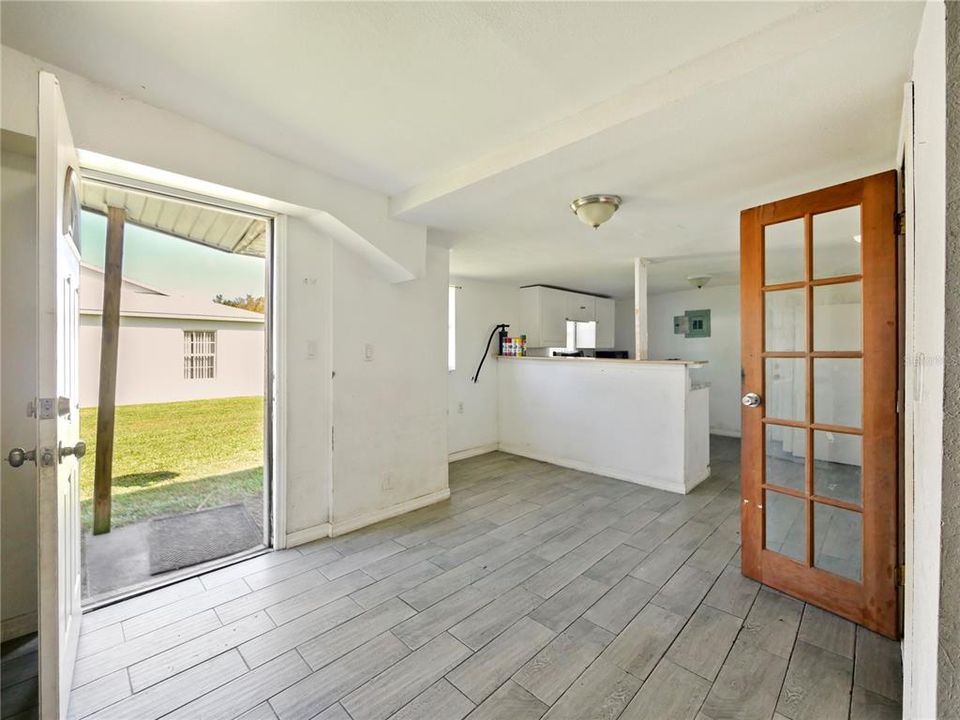 For Sale: $314,900 (4 beds, 0 baths, 1456 Square Feet)