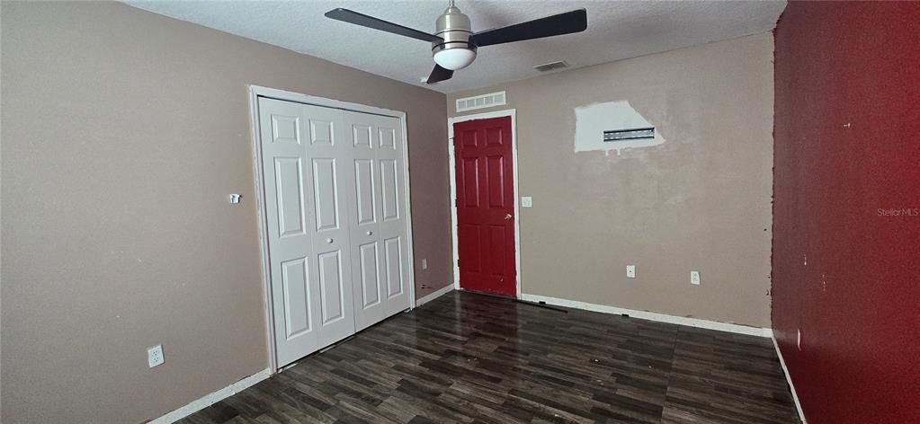 En Venta: $389,999 (4 camas, 2 baños, 2522 Pies cuadrados)