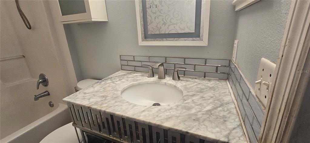 En Venta: $389,999 (4 camas, 2 baños, 2522 Pies cuadrados)