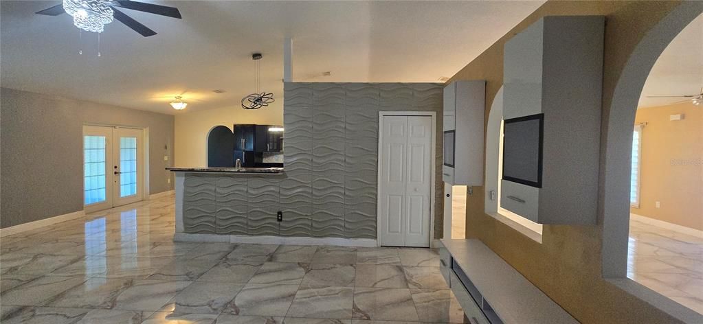 En Venta: $389,999 (4 camas, 2 baños, 2522 Pies cuadrados)