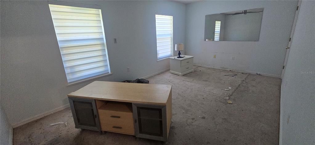 En Venta: $389,999 (4 camas, 2 baños, 2522 Pies cuadrados)