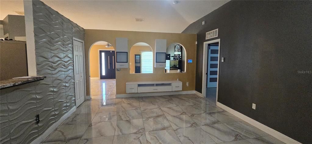 En Venta: $389,999 (4 camas, 2 baños, 2522 Pies cuadrados)