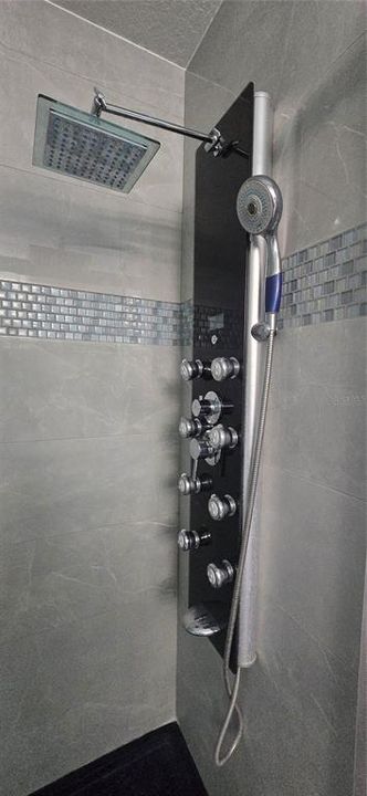 En Venta: $389,999 (4 camas, 2 baños, 2522 Pies cuadrados)