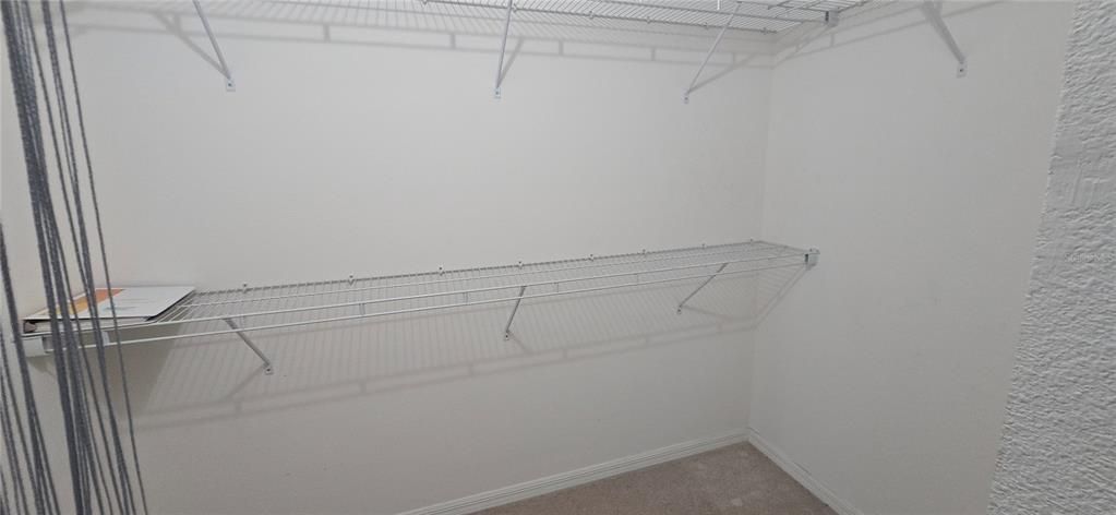 En Venta: $389,999 (4 camas, 2 baños, 2522 Pies cuadrados)