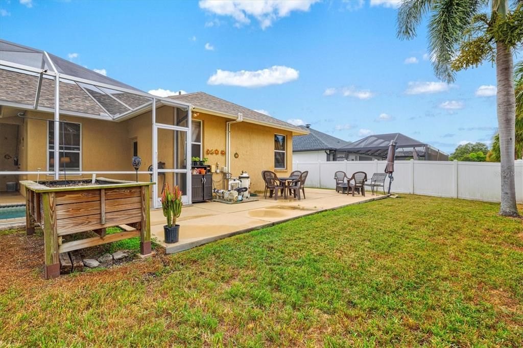 待售: $585,000 (4 贝兹, 2 浴室, 2210 平方英尺)