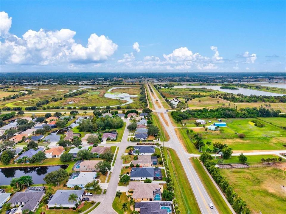 待售: $585,000 (4 贝兹, 2 浴室, 2210 平方英尺)