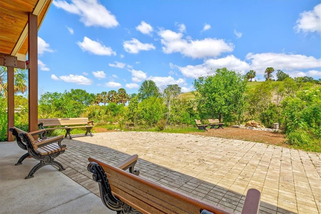 待售: $585,000 (4 贝兹, 2 浴室, 2210 平方英尺)